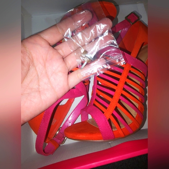 Pink & orange open toe heels - Picture 3 of 5